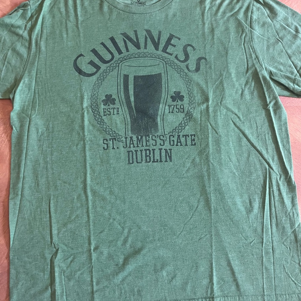 GAP Guinness Graphic Tee – Size XL